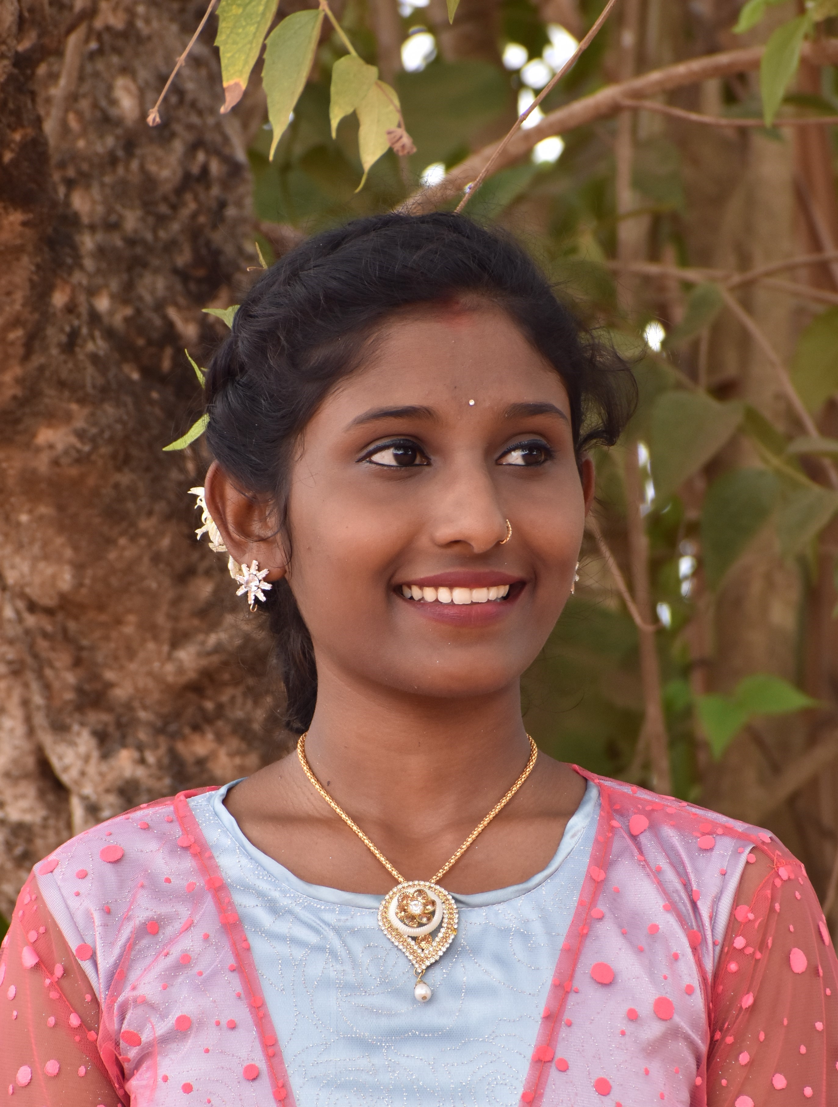 Profile image (add src)